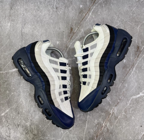Tênis Air Max 95 "Midnight Navy" (Marinho)