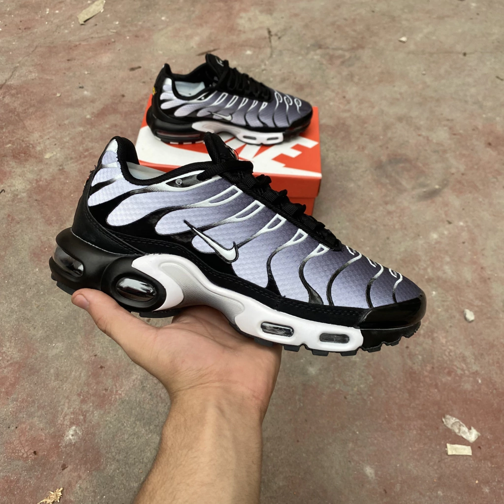 Air Max TN Plus 1 “Black Metallic Importado”