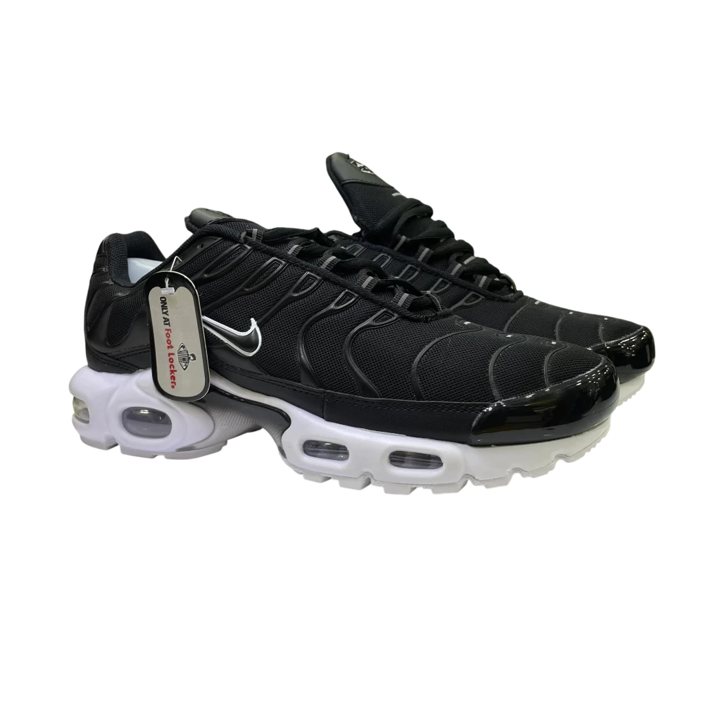 Air Max TN Plus 1 “Black/White” Importado