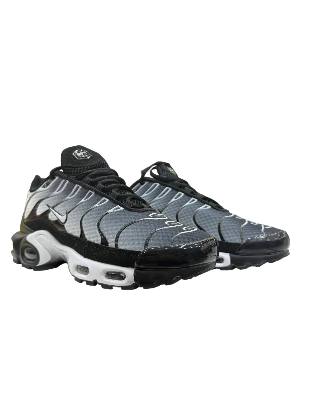 Air Max TN Plus 1 “Black Metallic Importado”